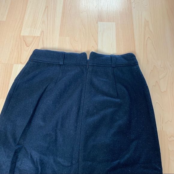 New Guess Skirt Size XS - Picture 6 of 9